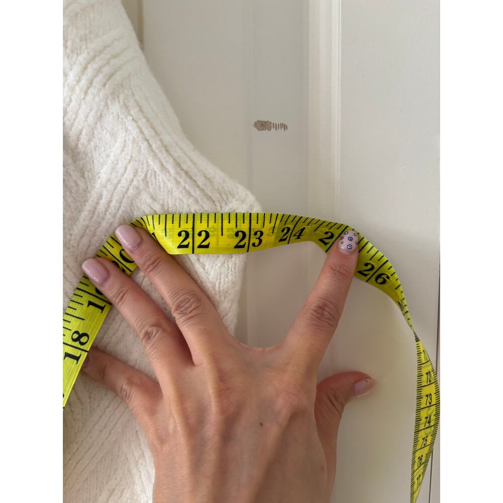 Cynthia Rowley Active White Cable Knit Half Zip Sweater L - Picture 7 of 9